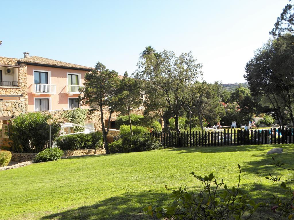 Residence Gardens Porto Rotondo Buitenkant foto
