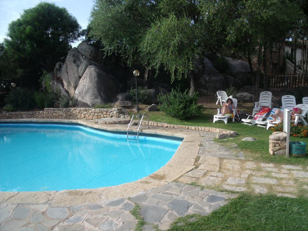 Residence Gardens Porto Rotondo Buitenkant foto