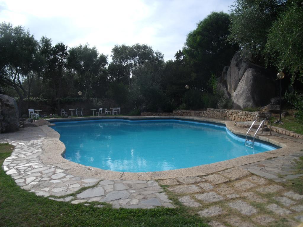 Residence Gardens Porto Rotondo Buitenkant foto